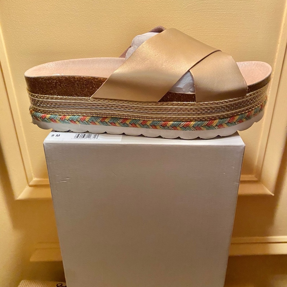 BP, Torri Platform Sandals, 9M Rose gold leather - Picture 5 of 12